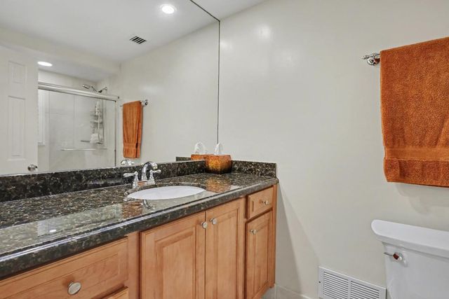 129 S Golfview Road 2, Lake Worth Beach, FL 33460