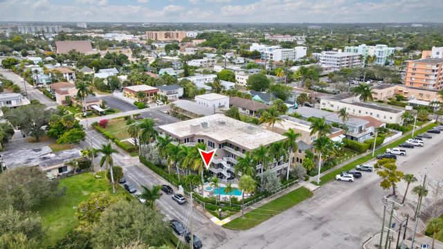 129 S Golfview Road 2, Lake Worth Beach, FL 33460