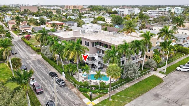 129 S Golfview Road 2, Lake Worth Beach, FL 33460