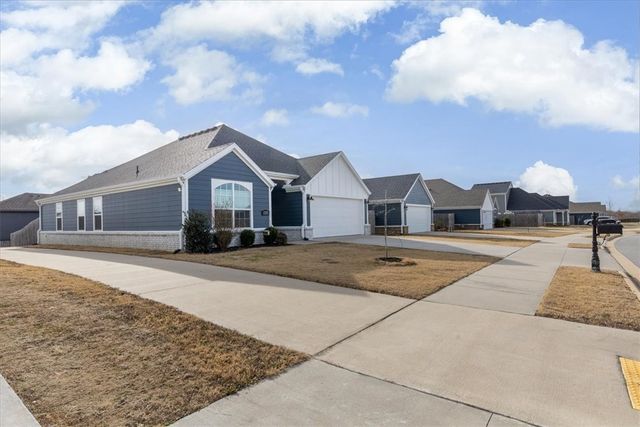 5357 Southwood Avenue, Springdale, AR 72764