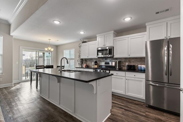 5357 Southwood Avenue, Springdale, AR 72764