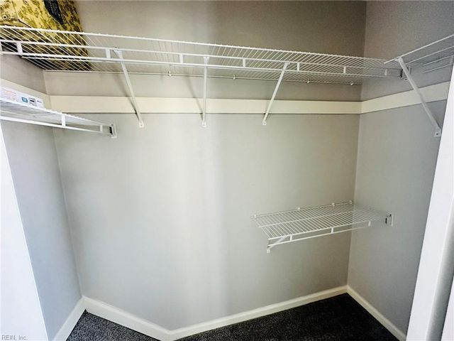 228 Windbrooke LN, Virginia Beach, VA 23462