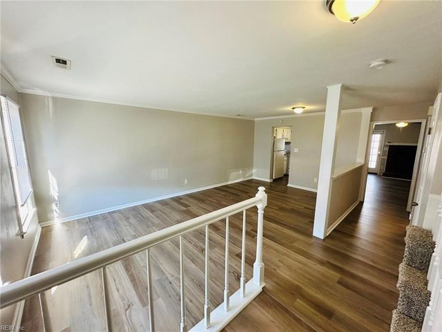 228 Windbrooke LN, Virginia Beach, VA 23462