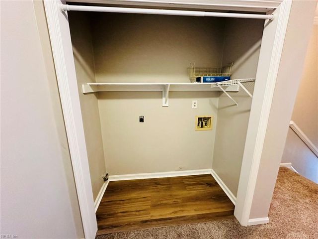 228 Windbrooke LN, Virginia Beach, VA 23462