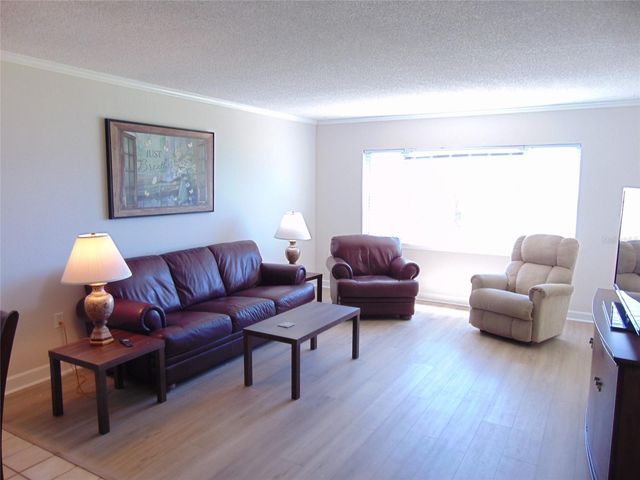 4775 COVE CIR CIRCLE N 104, St Petersburg, FL 33708