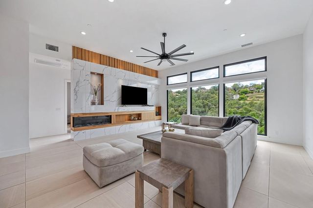 3950 Errante Dr, El Dorado Hills, CA 95762