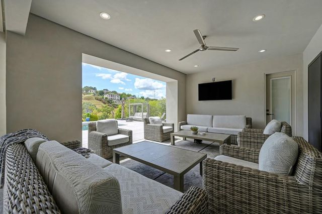 3950 Errante Dr, El Dorado Hills, CA 95762