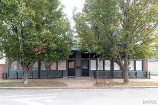 3184 Oak Hill Avenue, St Louis, MO 63116