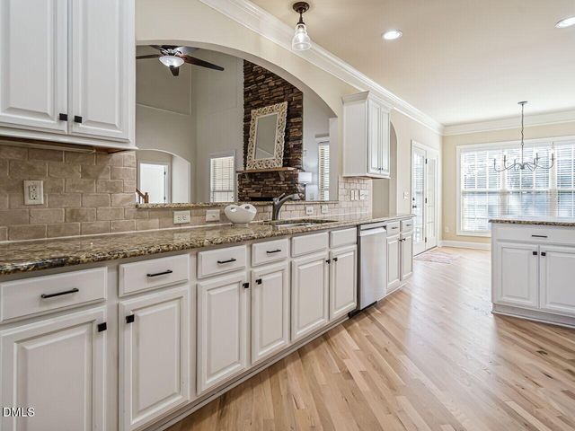 4132 Field Oak Drive, Wake Forest, NC 27587