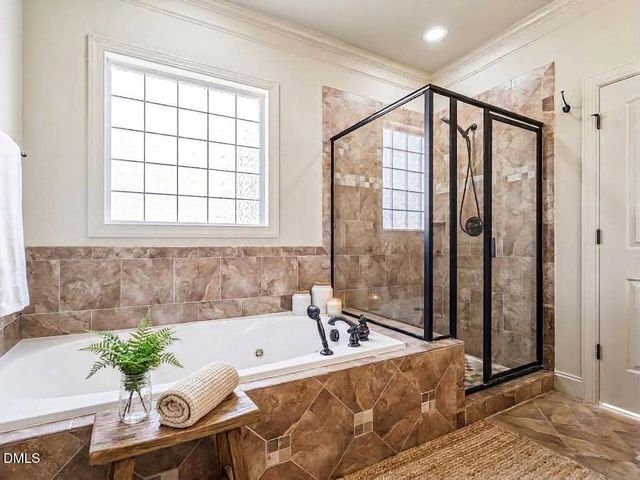 4132 Field Oak Drive, Wake Forest, NC 27587