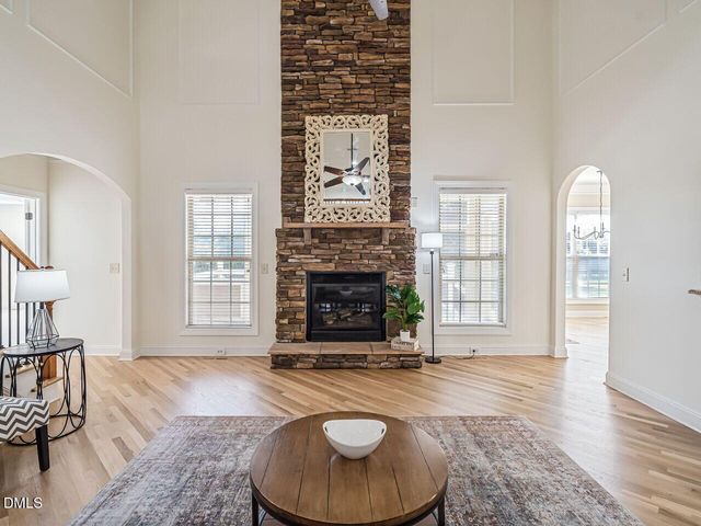 4132 Field Oak Drive, Wake Forest, NC 27587
