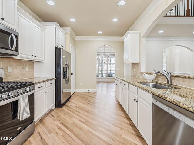 4132 Field Oak Drive, Wake Forest, NC 27587