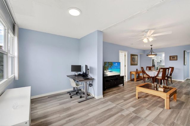 9 Willowbrook Lane 208, Delray Beach, FL 33446