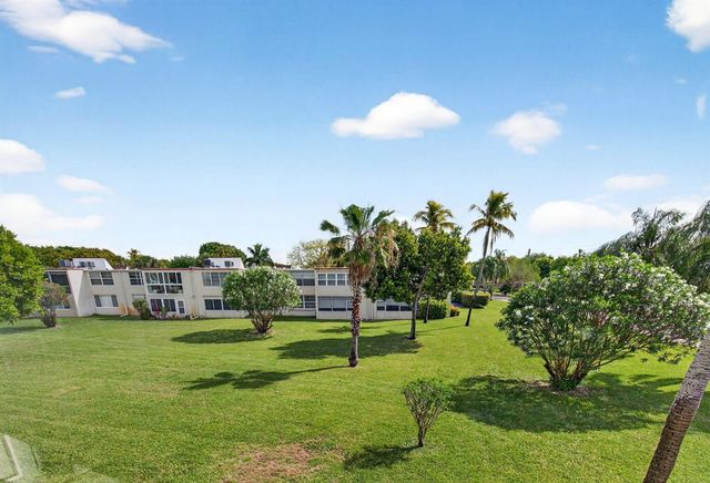 9 Willowbrook Lane 208, Delray Beach, FL 33446