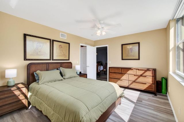 9 Willowbrook Lane 208, Delray Beach, FL 33446