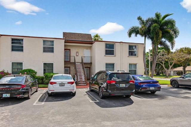 9 Willowbrook Lane 208, Delray Beach, FL 33446