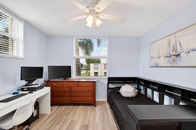 9 Willowbrook Lane 208, Delray Beach, FL 33446