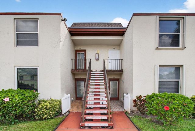 9 Willowbrook Lane 208, Delray Beach, FL 33446