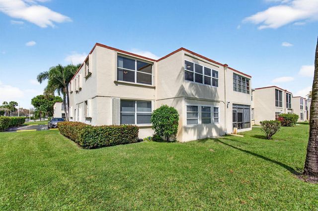 9 Willowbrook Lane 208, Delray Beach, FL 33446