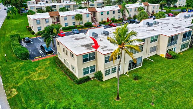 9 Willowbrook Lane 208, Delray Beach, FL 33446
