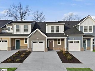 5 Thurlow Court, Greenville, SC 29615