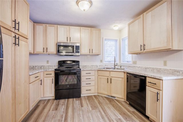 14 Woodbine Park, Geneseo, NY 14454