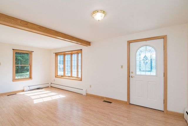 71 West St, Hatfield, MA 01088