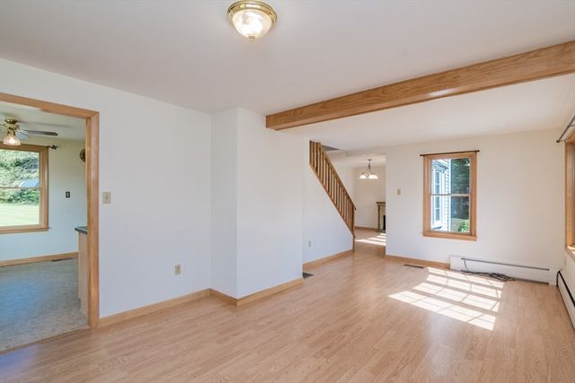 71 West St, Hatfield, MA 01088