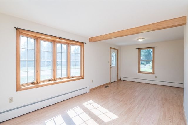 71 West St, Hatfield, MA 01088