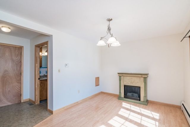 71 West St, Hatfield, MA 01088
