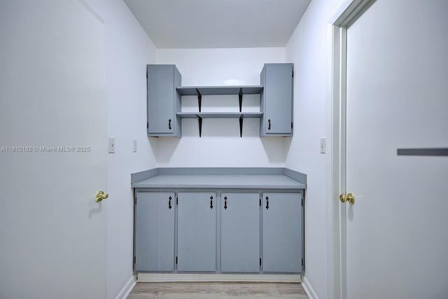 100 HONEYSUCKLE LN, Lake Placid, FL 33852