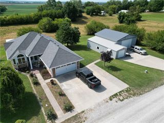 41759 W 88th Street, Richmond, MO 64085