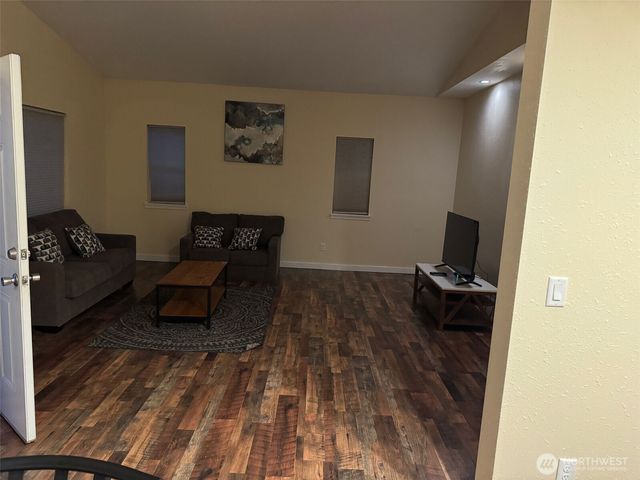 918 Orchard Ave, Gold Bar, WA 98251