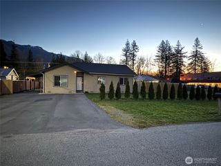 918 Orchard Ave, Gold Bar, WA 98251