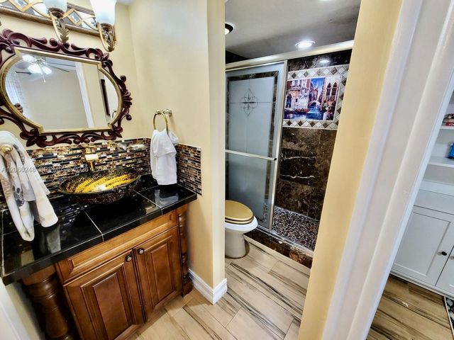 610 NW 13th Street 11, Boca Raton, FL 33486