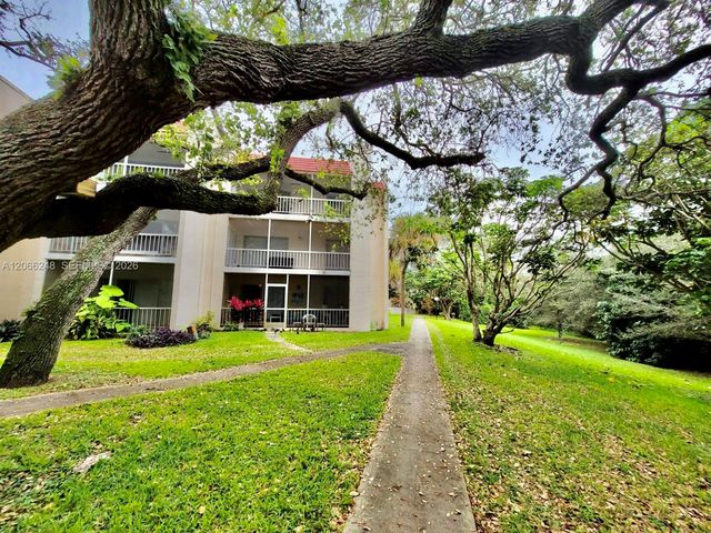 610 NW 13th Street 11, Boca Raton, FL 33486