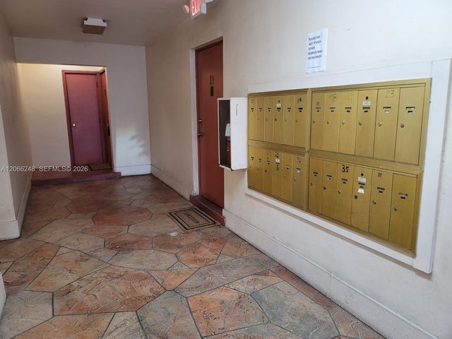 610 NW 13th Street 11, Boca Raton, FL 33486