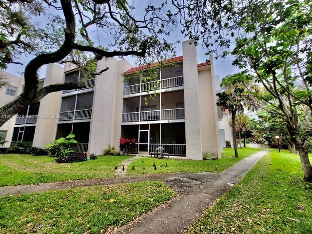 610 NW 13th Street 11, Boca Raton, FL 33486