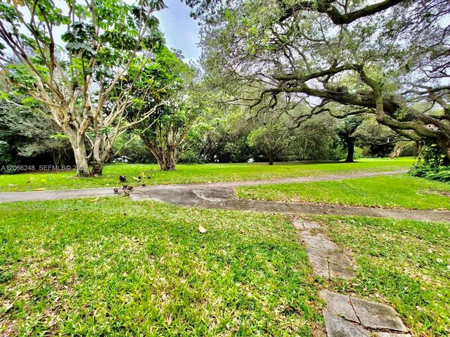 610 NW 13th Street 11, Boca Raton, FL 33486