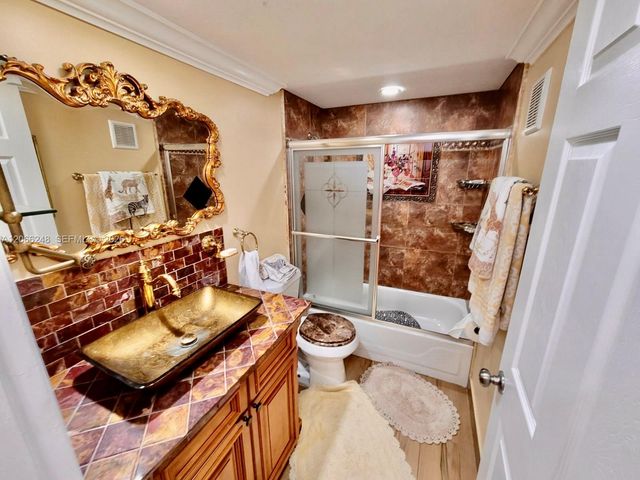 610 NW 13th Street 11, Boca Raton, FL 33486