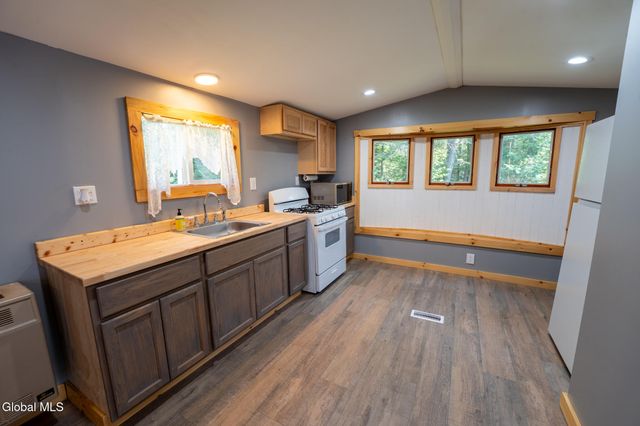 179 Bear Creek Road, Hope, NY 12134