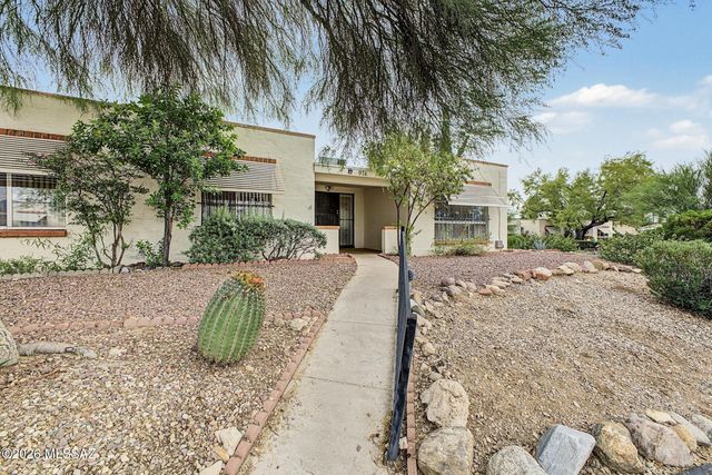 974 N Camino Las Solanas, Tucson, AZ 85710