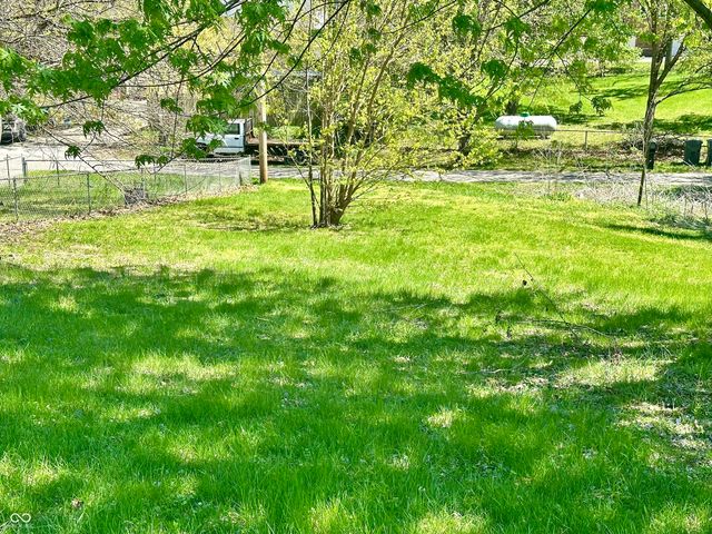 1811 E 10th Street, Anderson, IN 46012