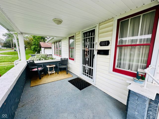 1811 E 10th Street, Anderson, IN 46012