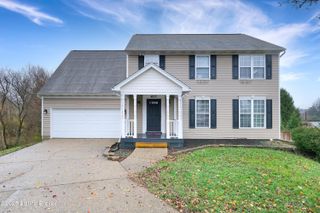 4017 Meadowfield Dr, Louisville, KY 40245