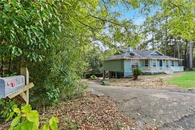 100 Maplewood Loop, Daphne, AL 36526