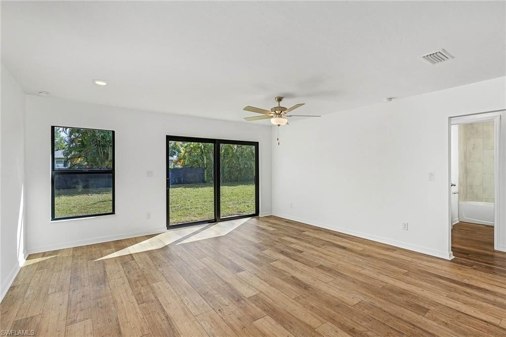 442 Burrstone DR, LEHIGH ACRES, FL 33974 — photo 4