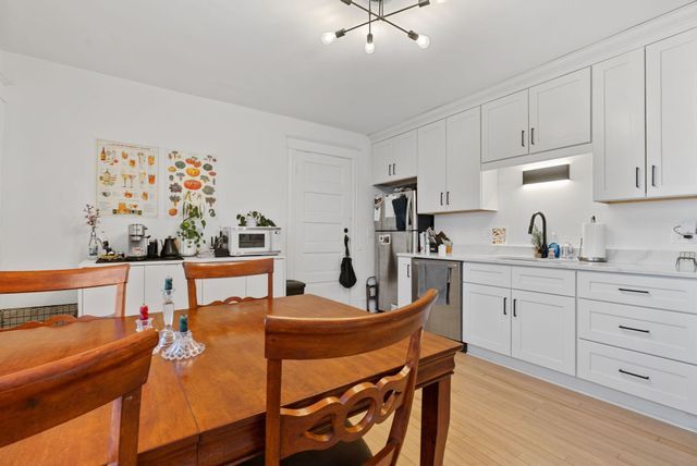 1218 5th Street NE, Minneapolis, MN 55413