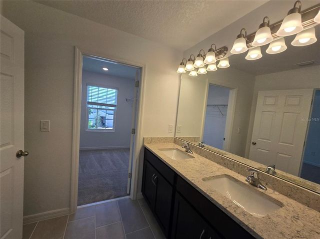 1137 BLUE GARDEN DRIVE, Deland, FL 32720