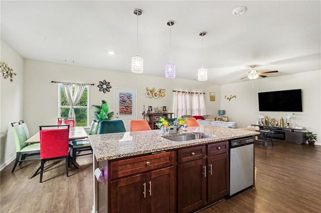 3715 Tommyhawk Court, Douglasville, GA 30135